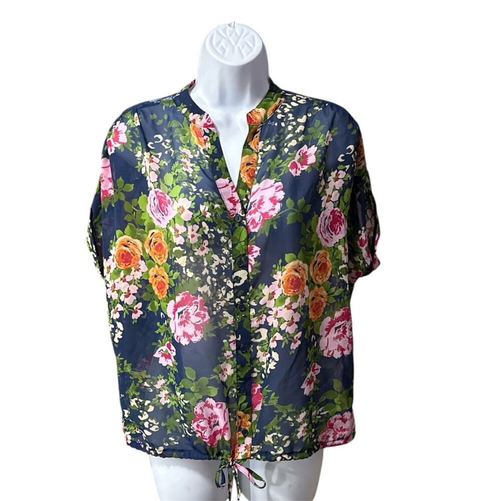 Wishful Park XL Floral Lace Back V-Neck Tie Front Blouse Short Sleeve